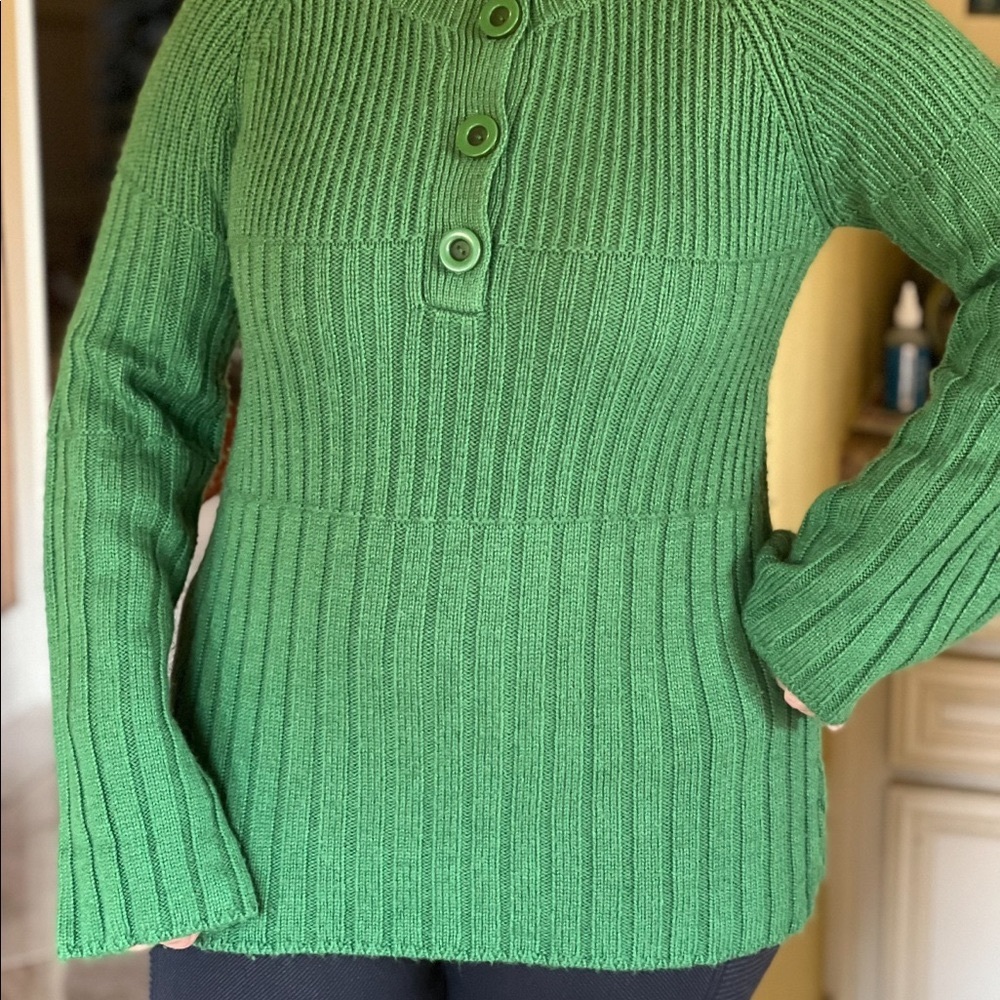 MODA International Green Sweater